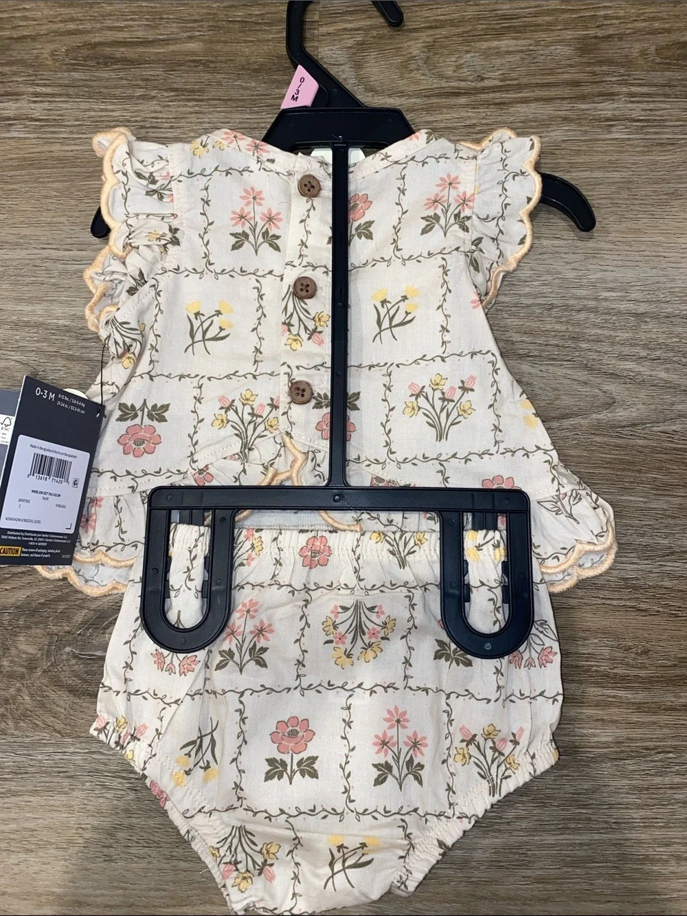 Gerber Cream Floral Ruffle Diaper Cover Set
